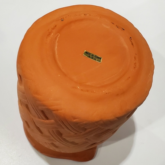 Vntg Clay 6 1/4" Pitcher Vase Woven Design Terracotta made in R.O.C. Taiwan - Picture 4 of 13